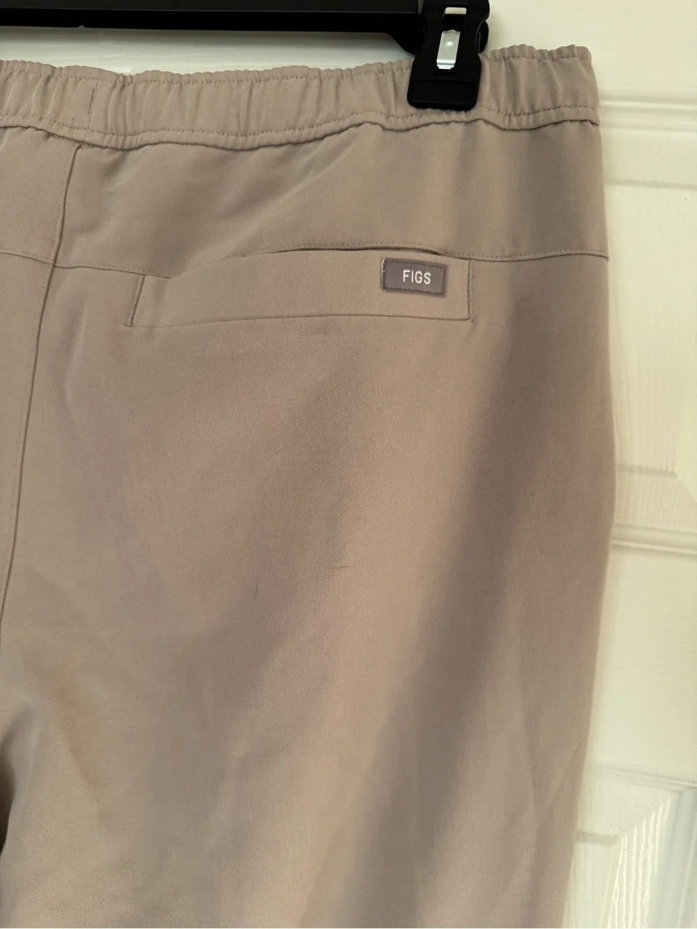 Men’s Figs Tansen Joggers with Burgundy Drawcord